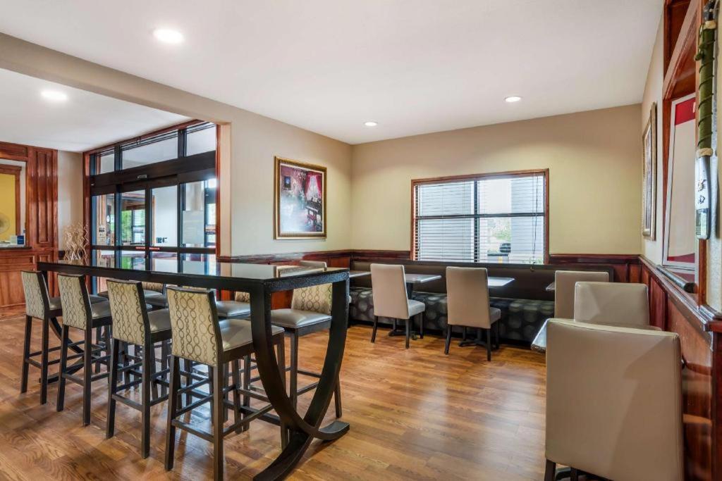 Best Western Plus Circle Inn Enterprise Bagian luar foto